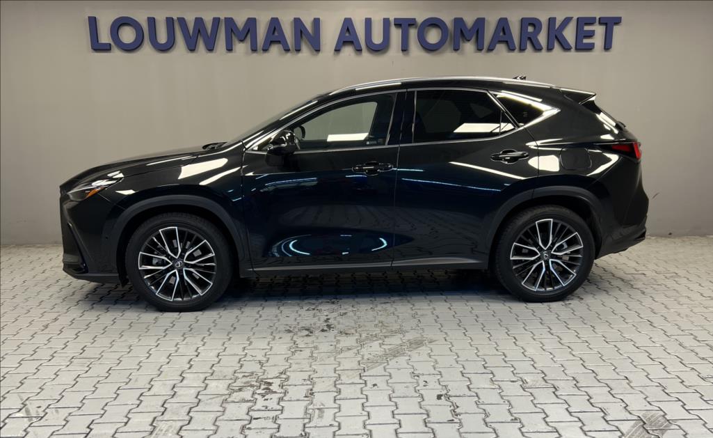 Lexus NX 450h plus