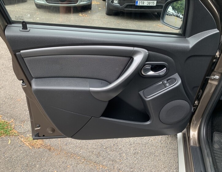 Dacia Duster 12