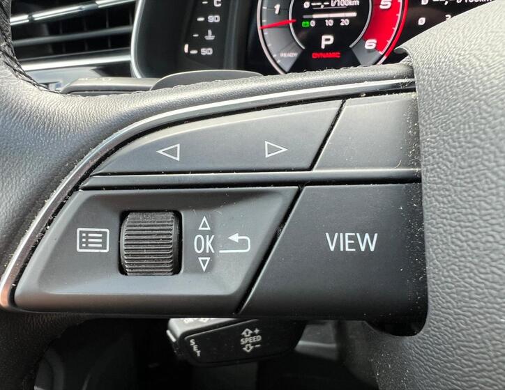 Audi Q7 31