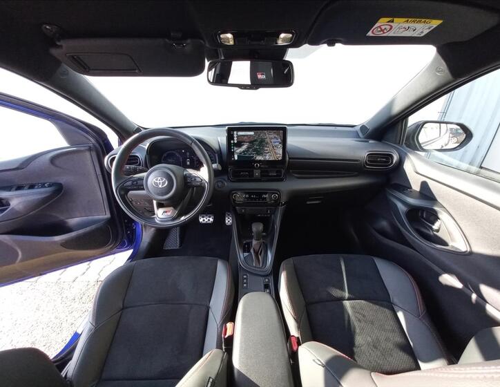 Toyota Yaris 13