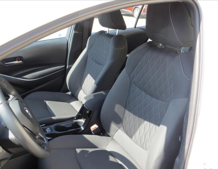 Toyota Corolla 14