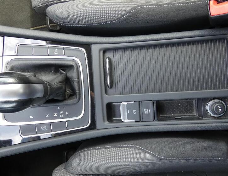 Volkswagen Golf 17