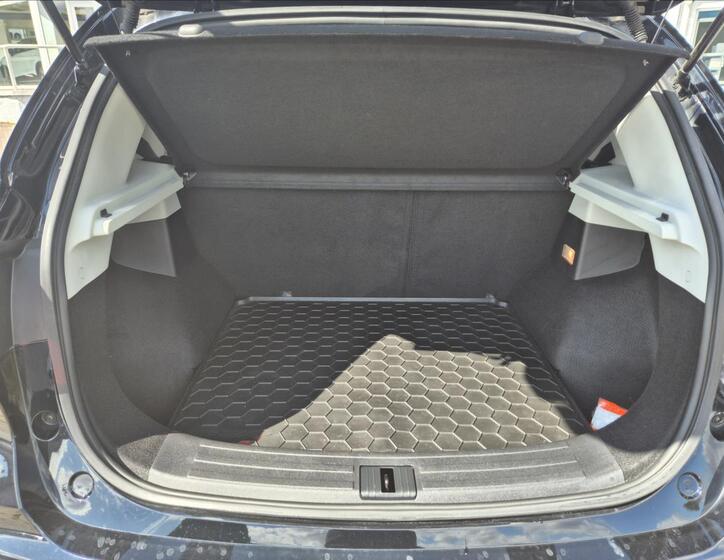 MG ZS 17
