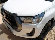 Toyota Hilux 28