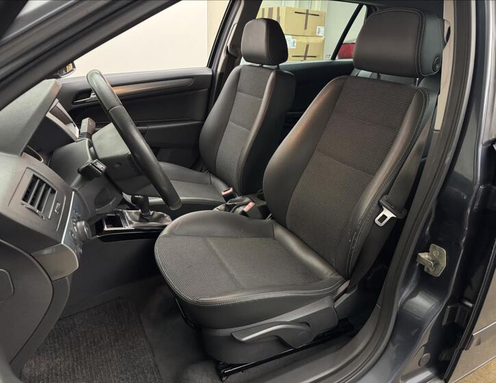 Opel Astra 24