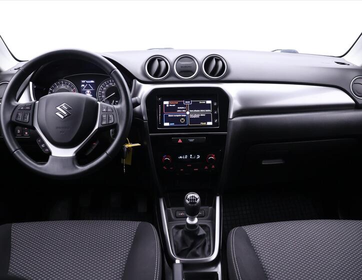 Suzuki Vitara 29