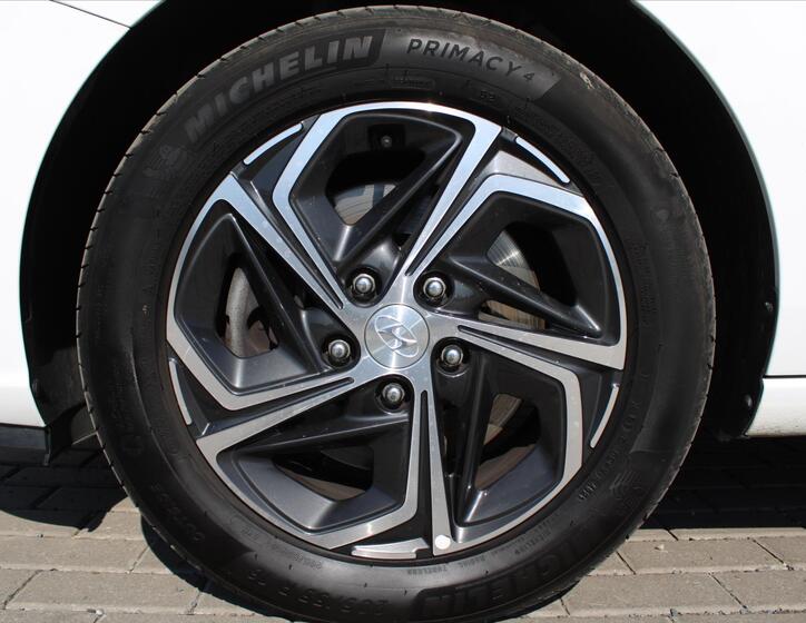 Hyundai i30 9