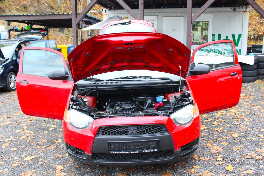 Mitsubishi Colt