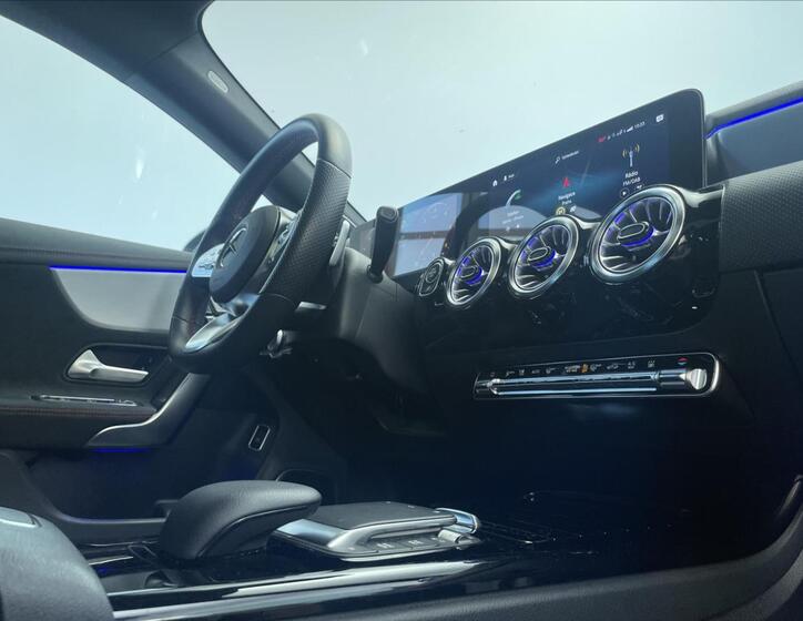 Mercedes-Benz CLA 16
