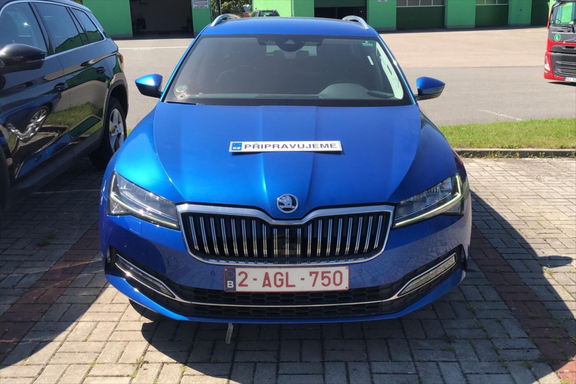 Škoda Superb