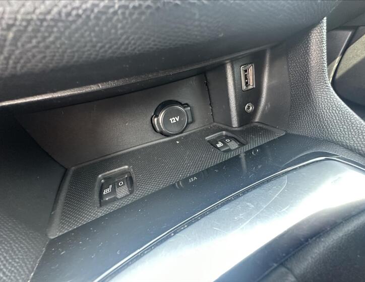 Peugeot 308 13
