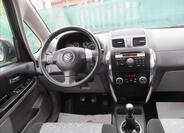 Suzuki SX4 16