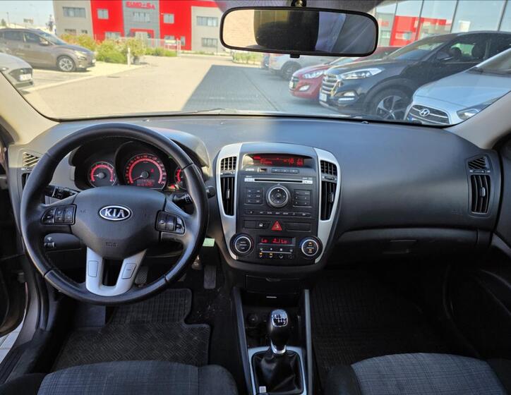 KIA Ceed 9