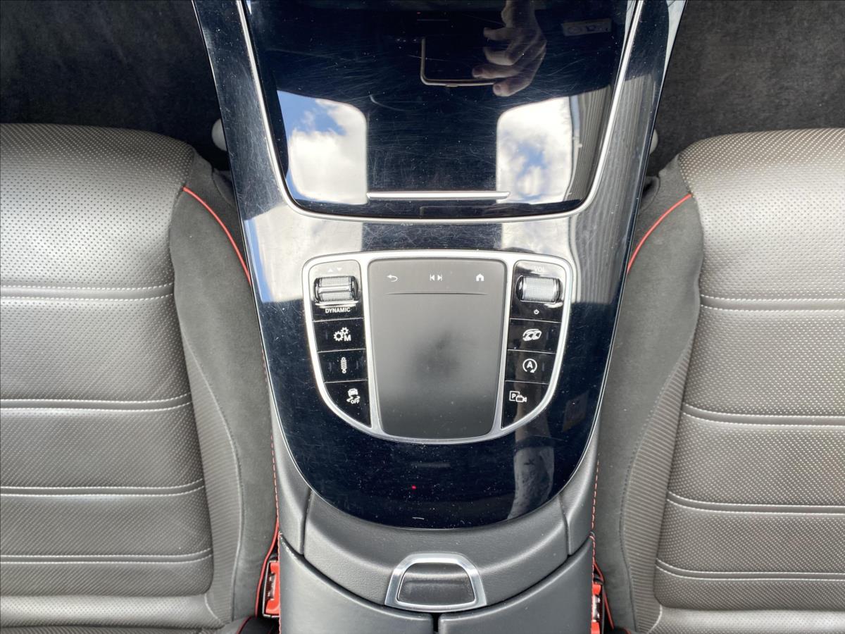 Mercedes-Benz Třídy E