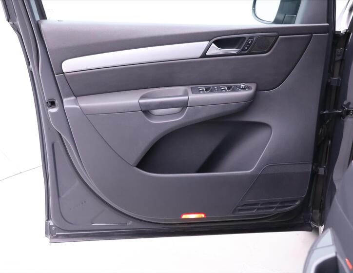 Volkswagen Sharan 11