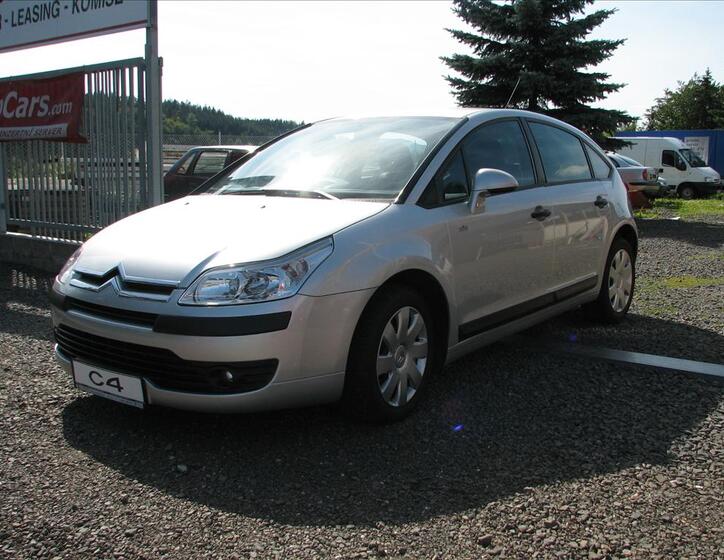 Citroën C4 1