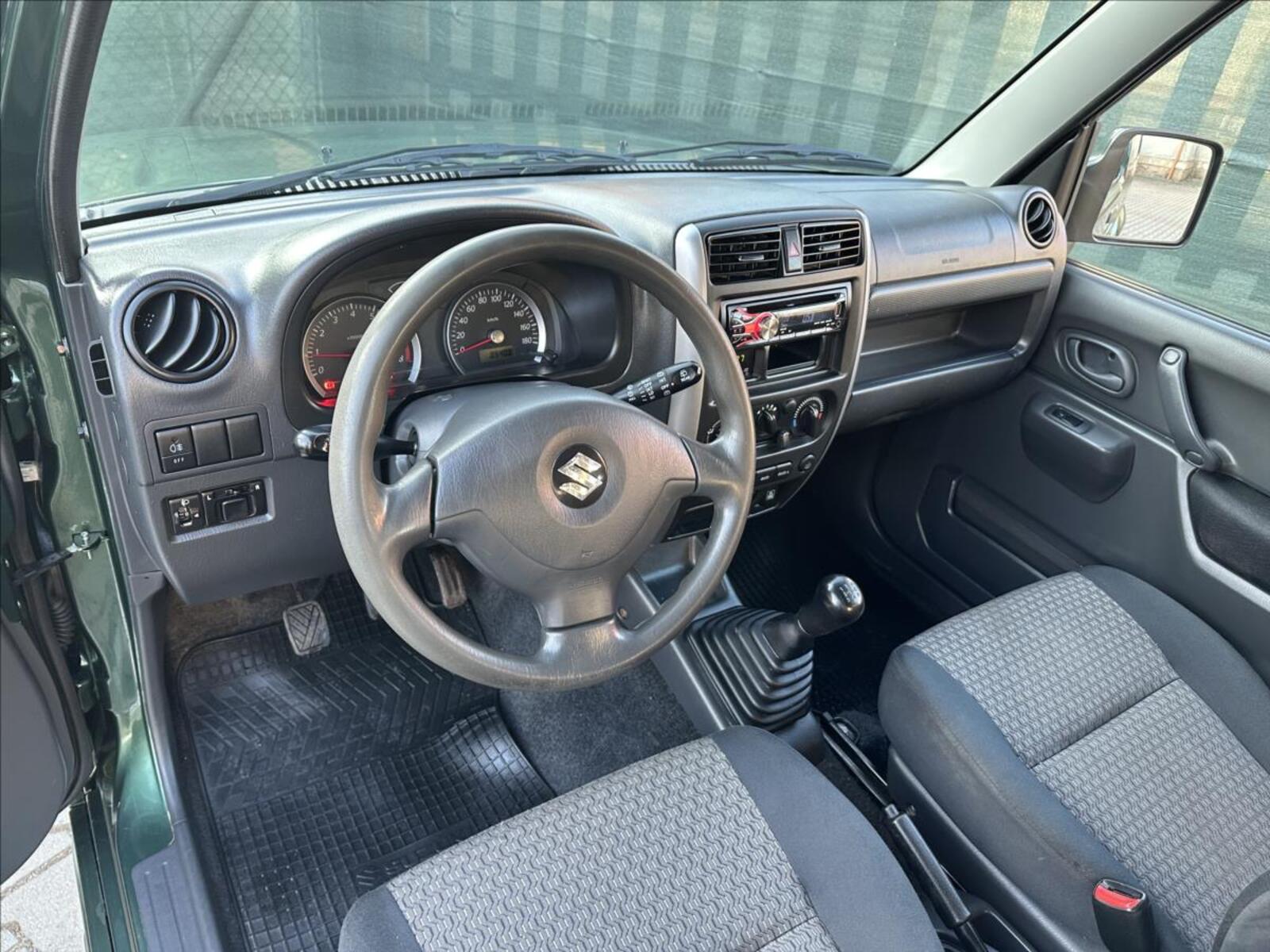 Suzuki Jimny 14