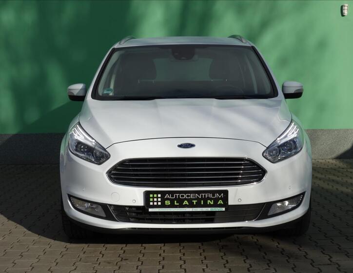 Ford Galaxy 9