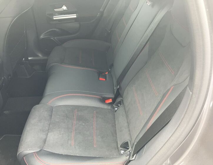 Mercedes-Benz GLA 14