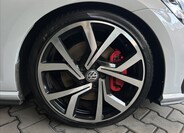 Volkswagen Golf 15