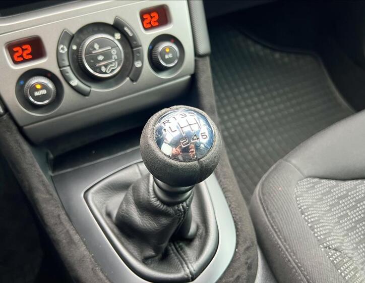 Peugeot 308 27
