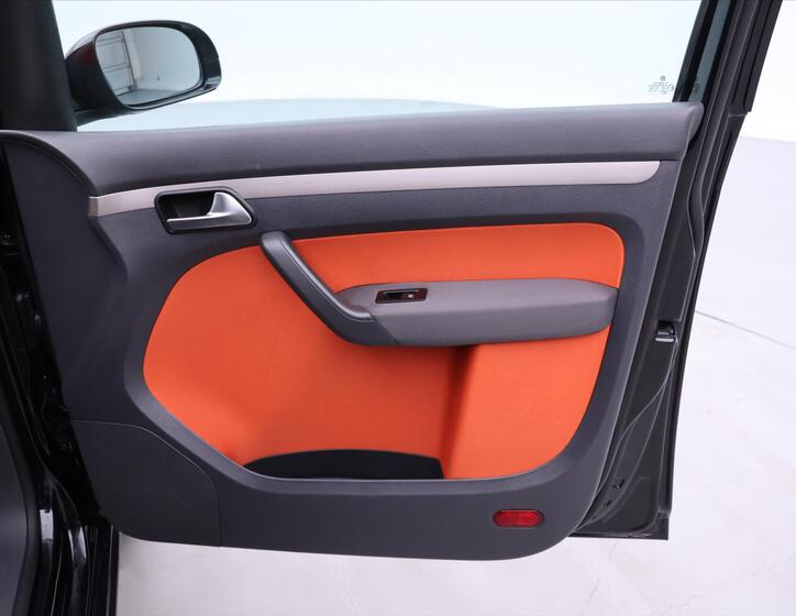 Volkswagen Touran 13