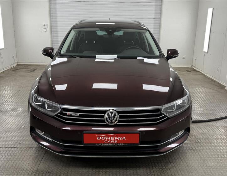 Volkswagen Passat 2