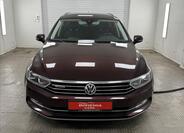 Volkswagen Passat 2