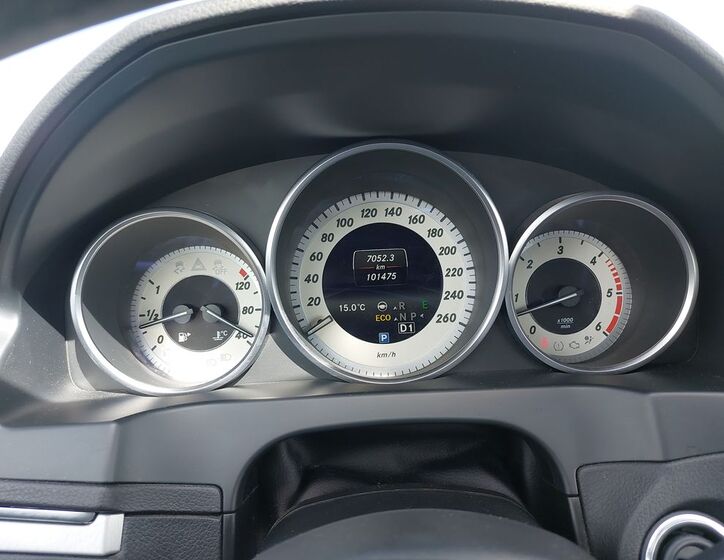 Mercedes-Benz Třídy E 17