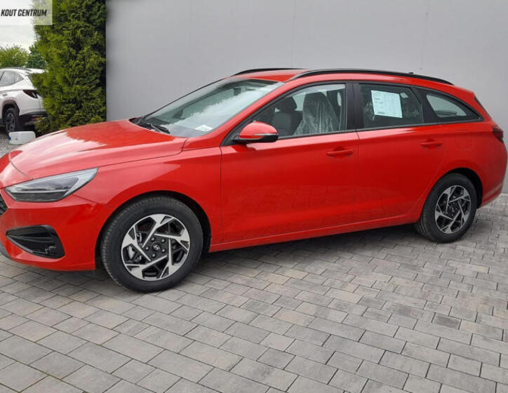 Hyundai i30 4