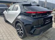 Toyota C-HR 2