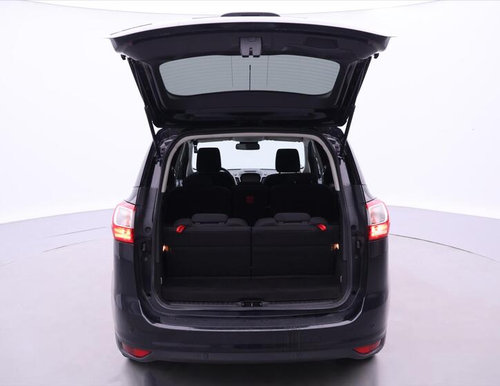 Ford Grand C-MAX 9