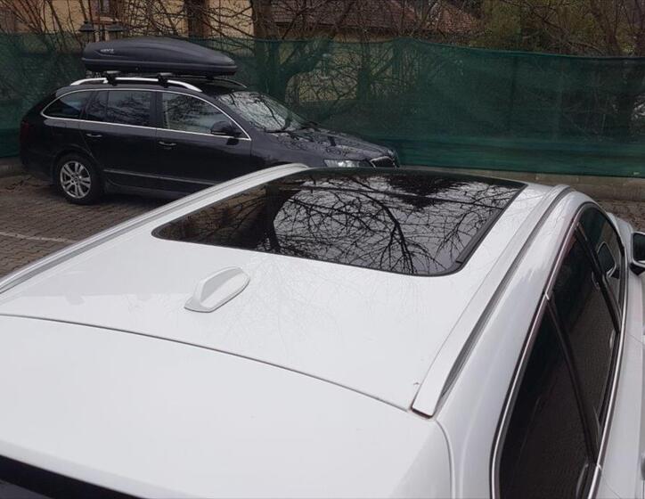 Volvo V90 8