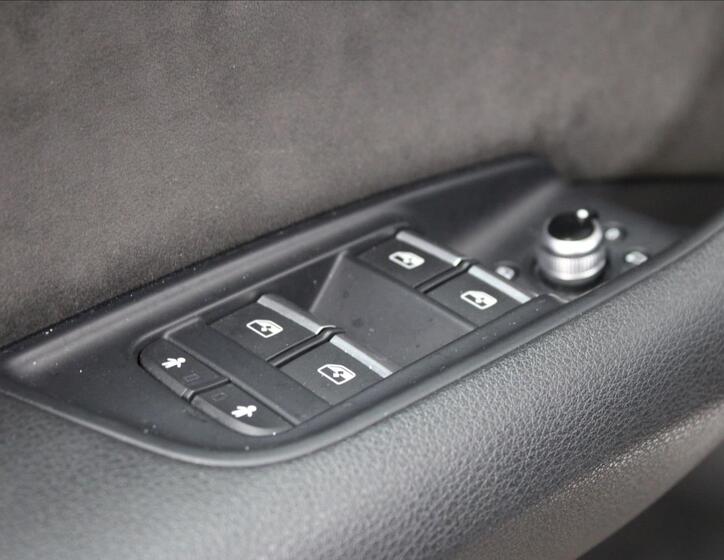 Audi Q7 15