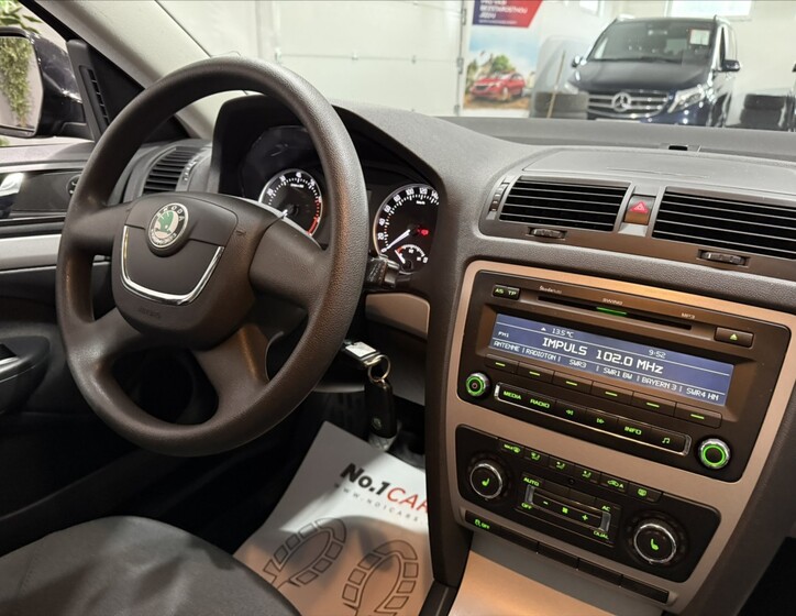 Škoda Octavia 16
