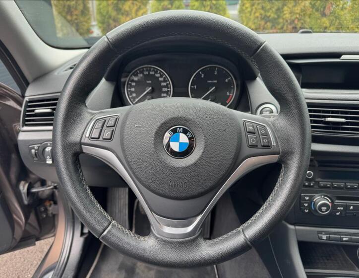BMW X1 16
