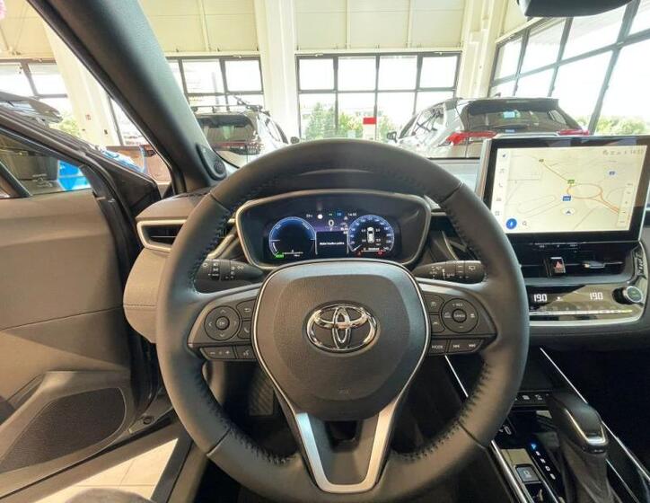Toyota Corolla Cross 17