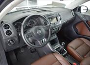 Volkswagen Tiguan 9