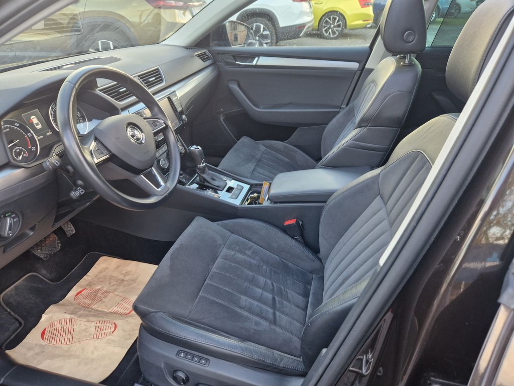 Škoda Superb