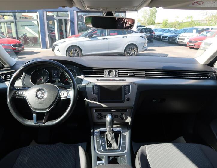 Volkswagen Passat 19
