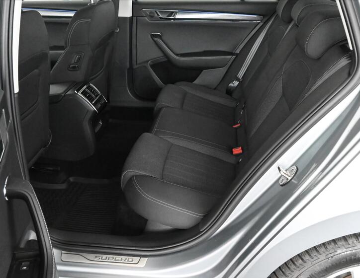 Škoda Superb 10