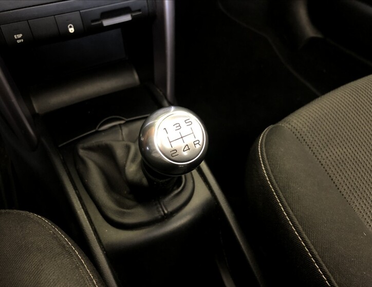 Peugeot 207 22