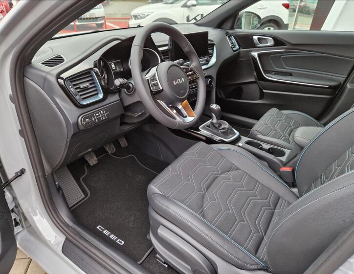KIA Ceed 9