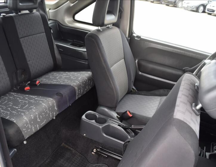 Suzuki Jimny 21