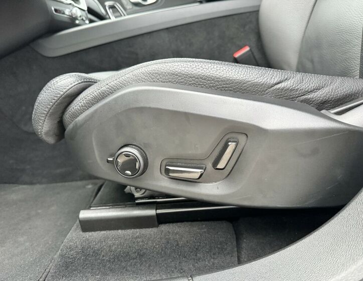 Volvo XC60 13
