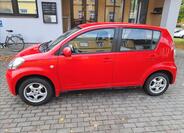 Daihatsu Sirion 6
