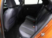 Peugeot 2008 8