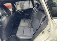Toyota RAV4 11