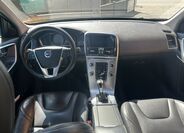 Volvo XC60 11