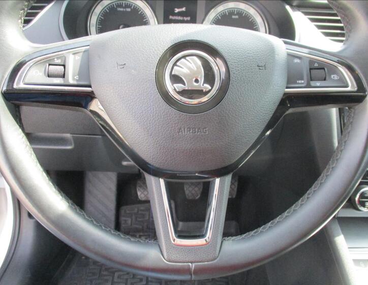 Škoda Octavia 32